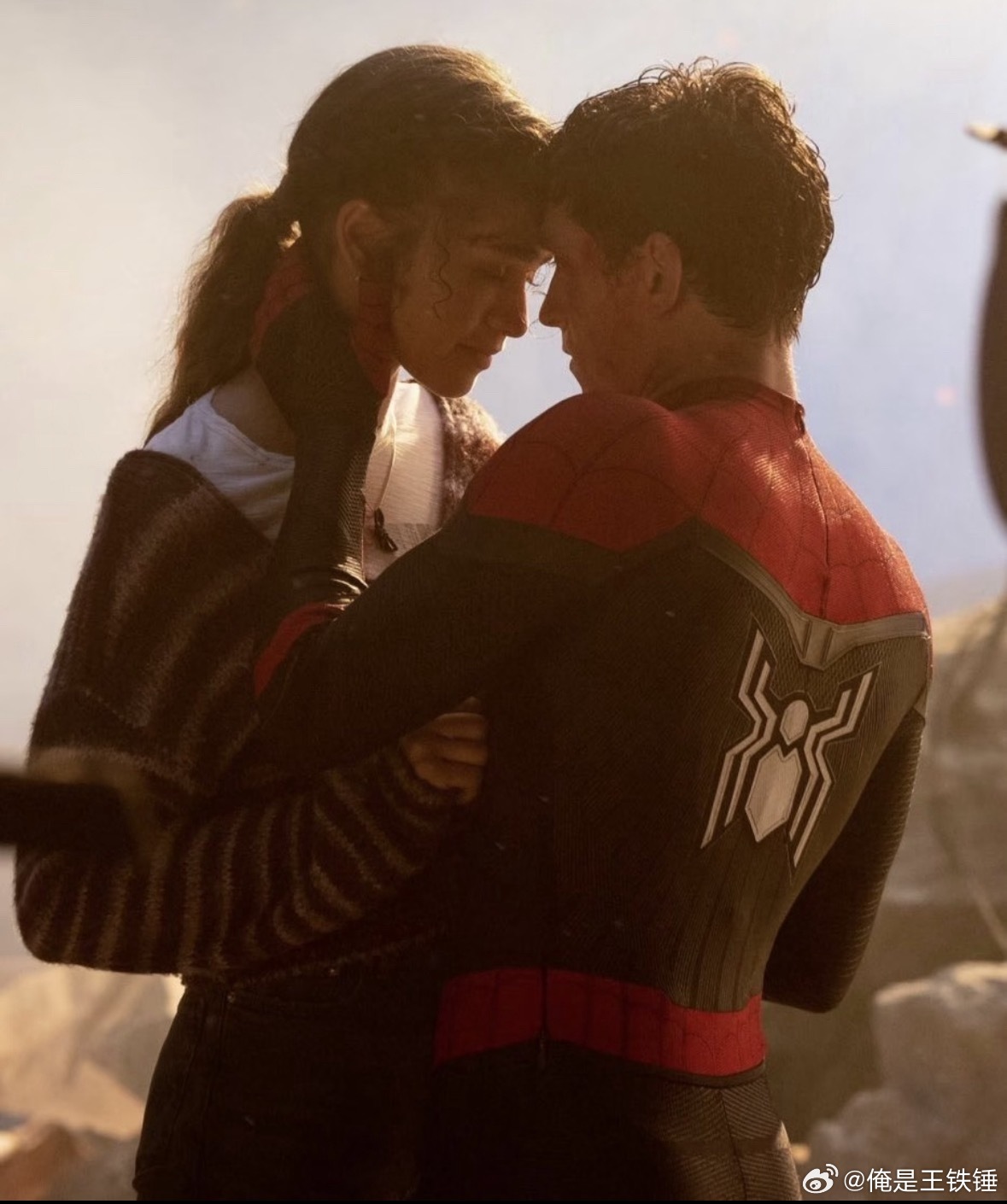 赞达亚荷兰弟已经结婚我勒个，就这么悄声悄息的结果了！！21年两人被拍，恋情曝光；