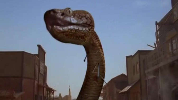 蛇王想要杀光小镇的人类,大家只好拼死一战,这只巨蟒真恐怖!