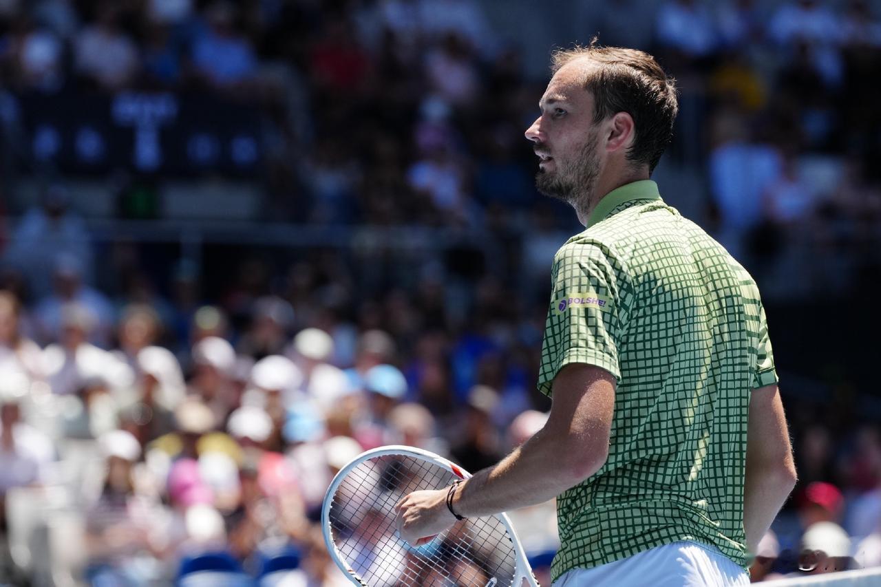 梅德维德夫，赢得久违的5盘大战！澳网男单第三轮面对马洛桑，前美网男单冠军、澳网