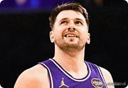 随着湖人5连胜、掘金不敌马刺，NBA西部排名变成了:第一，雷霆队，豪取11连