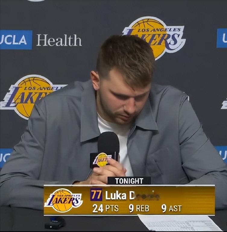 东契奇谈三分犯规：“这责任在我，不该在对方投三分时犯规。我觉得他当时的动作….