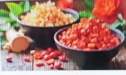 养生保健想长寿，其实有不少简单秘诀。中医推荐揉腹，小腹是寒气聚集处，手心劳宫穴有