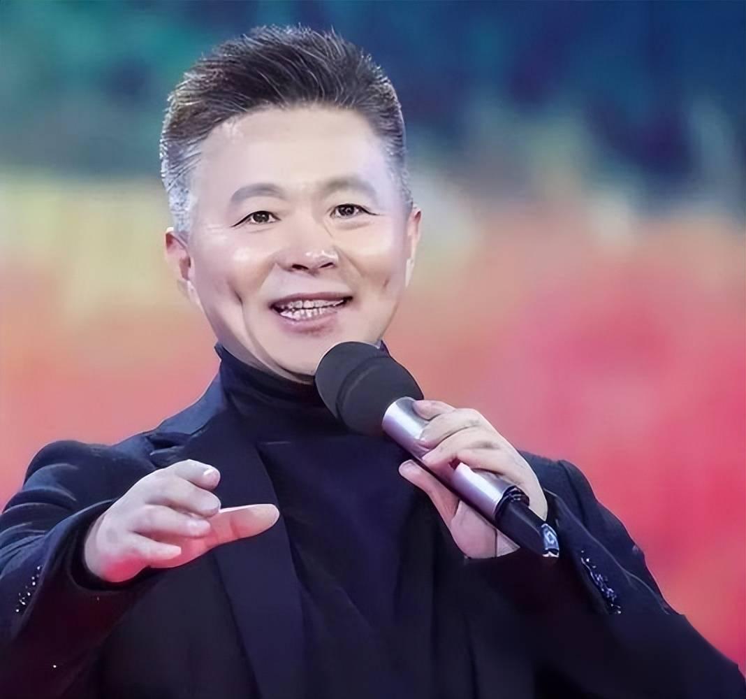 钢琴女神嫁大13岁民歌王子，婆媳同住17年仅吵2架！她们的婚姻保鲜术绝了！4