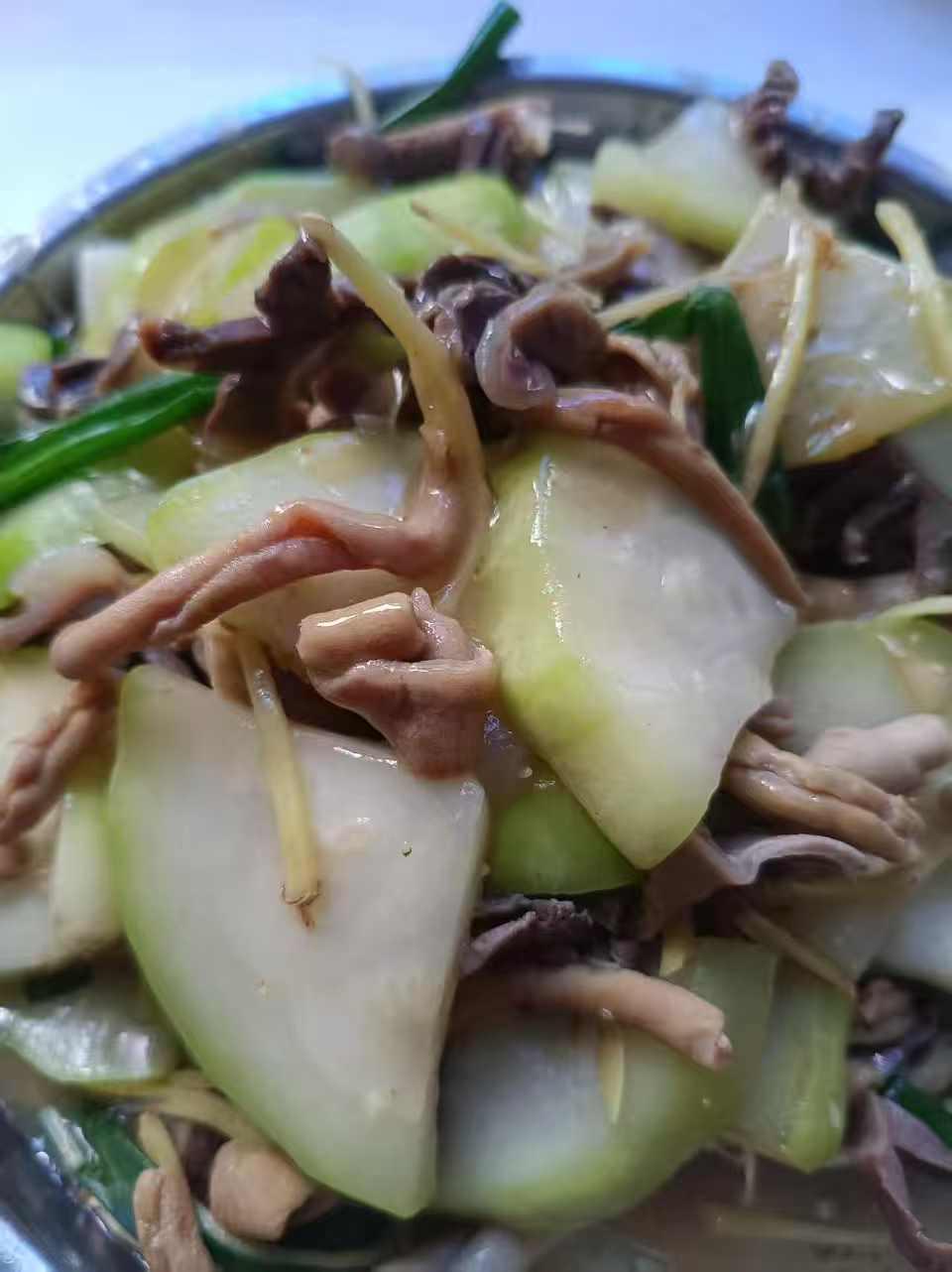 鸭杂炒蒲瓜简单家常菜干饭人最拒绝不了的一道菜简单家常菜美味又下饭美食一