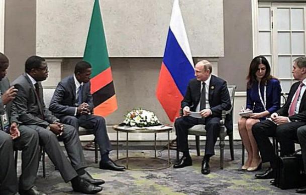 俄用加密货币“暗度陈仓”，非洲彻底倒向？西方制裁成笑话。谁也没想到，西方耗尽