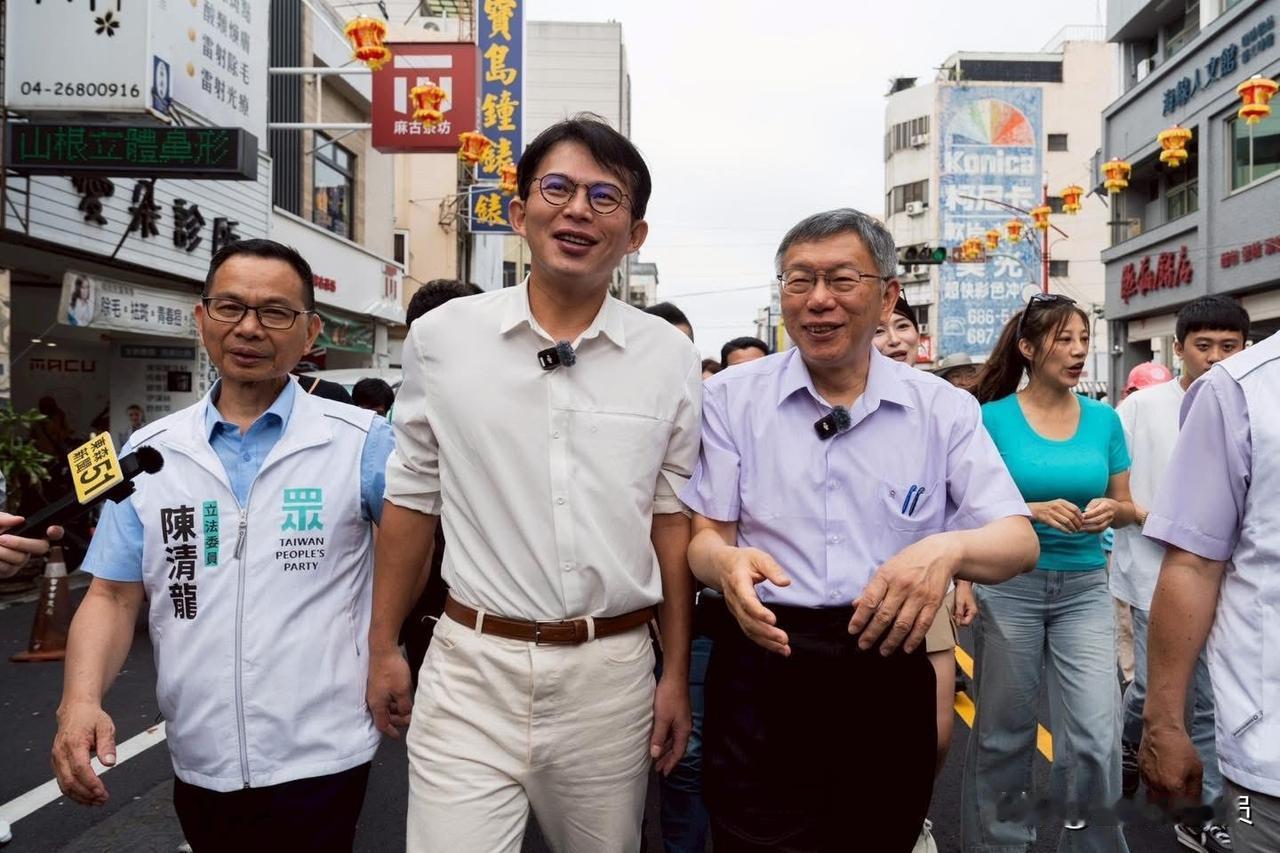 民众党主席黄国昌今（17日）在脸书发文表示，昨天才刚和柯文哲在北港感受白沙屯妈祖