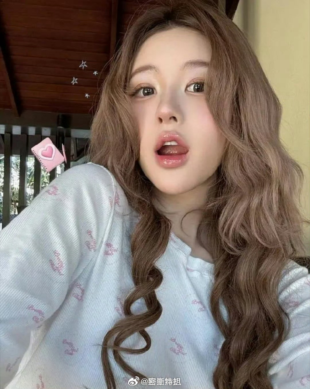 这么久了赵露思还是放不下张元英吗