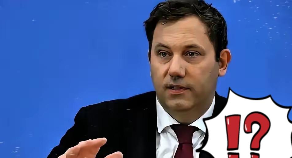 刚从中方访问回国的德国财政部长克林拜尔，在德国接受采访时警告说：我在中国已经亲眼