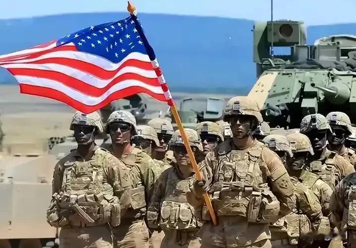 美军对伊朗动武箭在弦上？中东战云密布！美军双航母紧急驰援波斯湾，B-2隐形