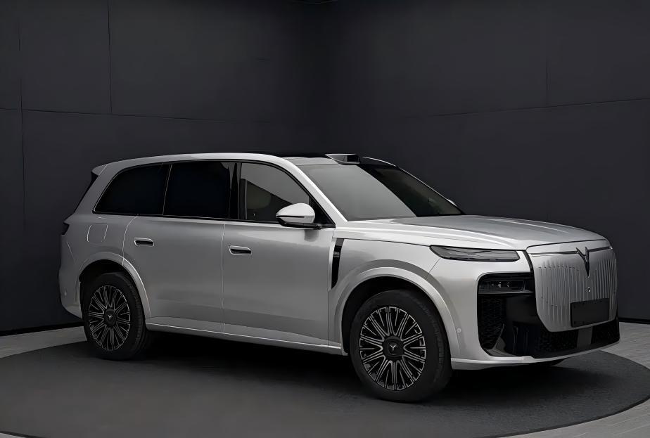 岚图泰山8续航申报信息曝光！工信部数据显示，这款比现款泰山“瘦身”的中大型插混