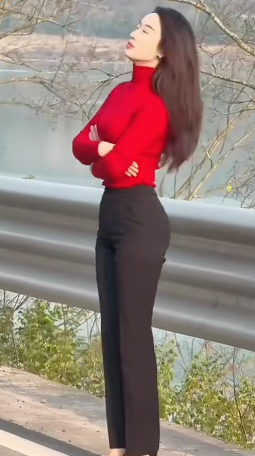 路边野花？开着车都要停下来采！