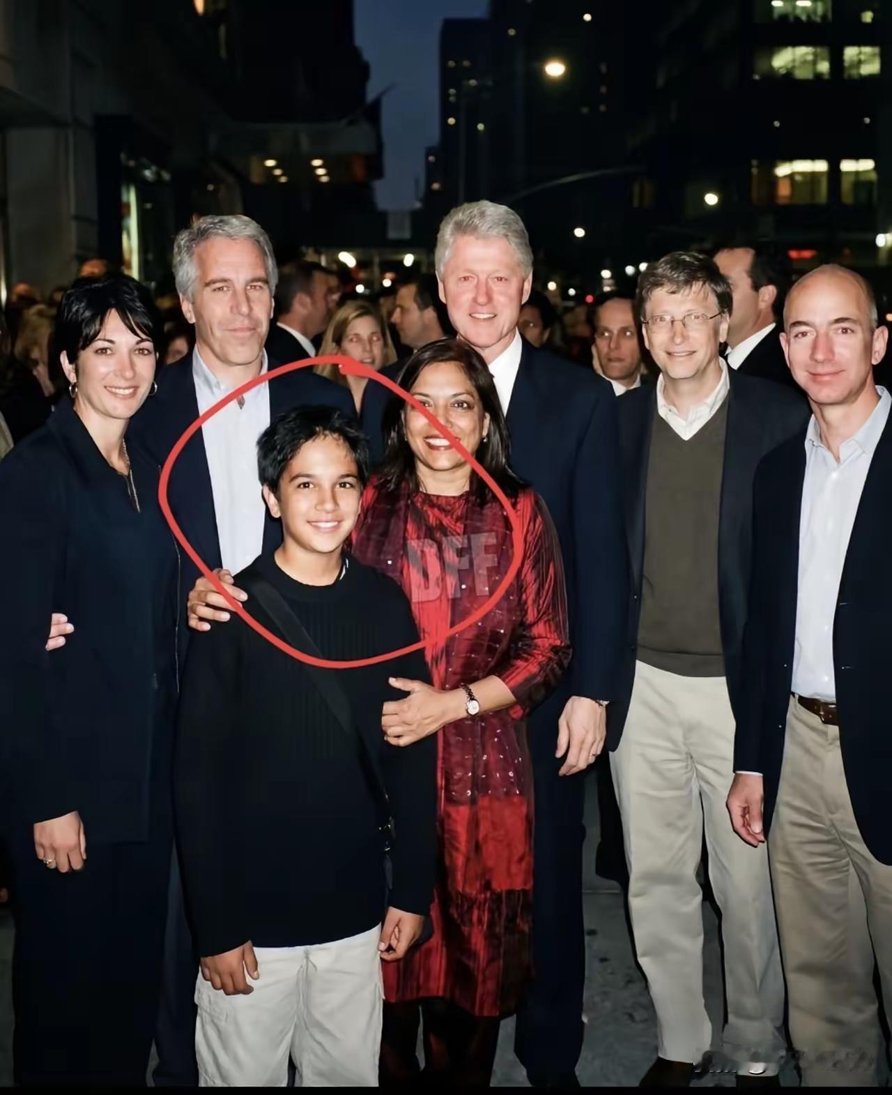 美国哪有人情世故？这个13岁的小男孩不过是在街头碰巧遇到了克林顿总统、比尔盖茨世