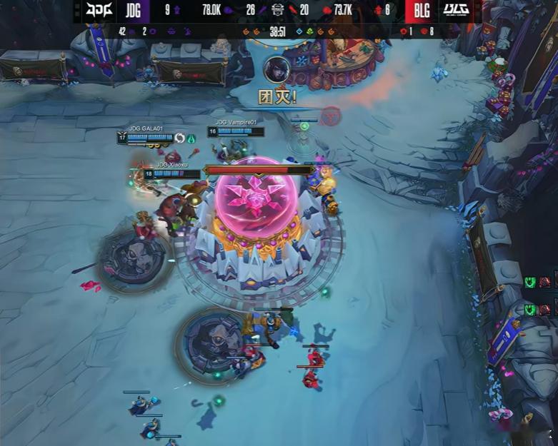 Gala面对Viper声音好大啊，这厄斐琉斯打团太猛了，不只1V1单杀Viper