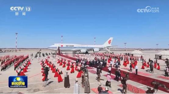 太牛了！超高规格接待中国。 据官方8月30日报道，中方抵达比什凯克，出席20