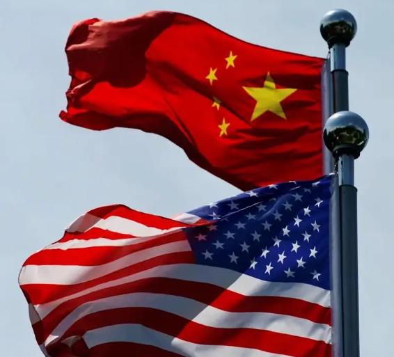 美帝斗的其实不是俄罗斯，而是我们，可有趣的是，我们斗的也不是美帝！到目前为止，这