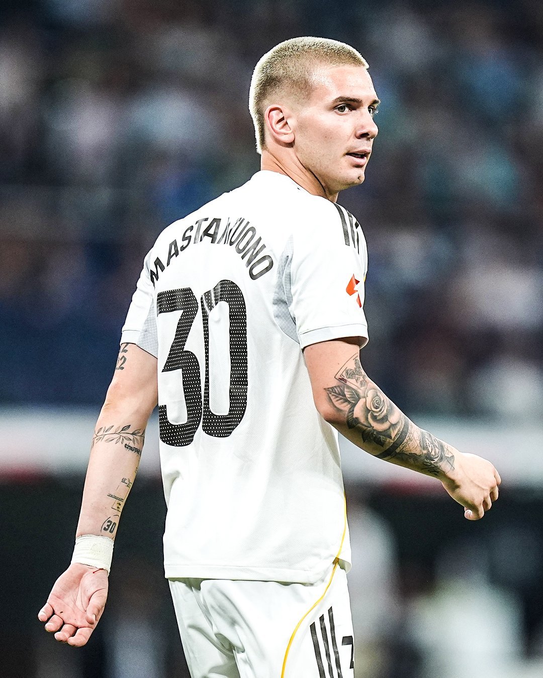 OndaCero：马斯坦托诺的身体状况还没有完全恢复，由于阿隆索非常喜欢他，他