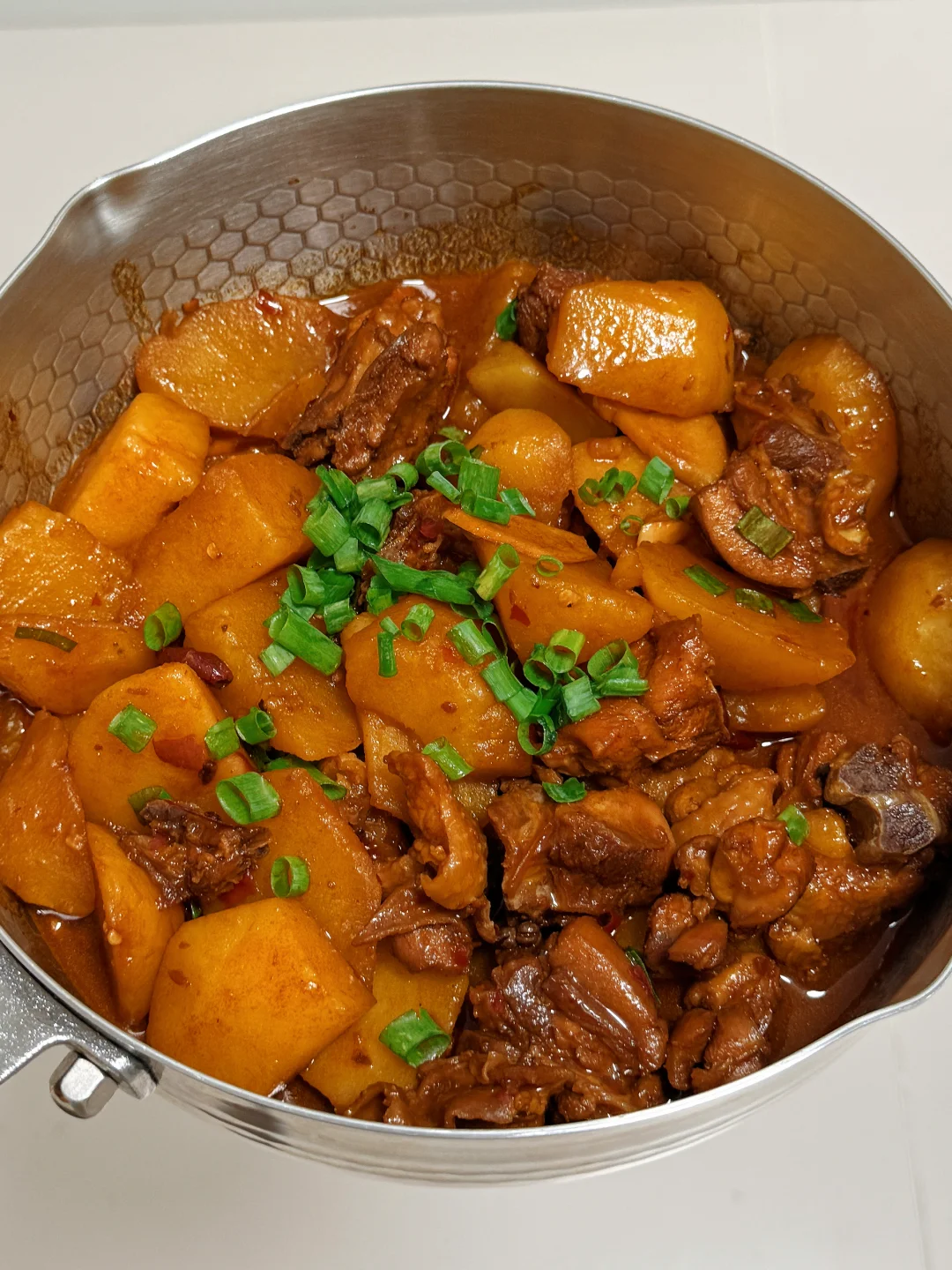 谁懂啊？土豆烧鸡吃一次爱一次！🍗🍗🥔🥔