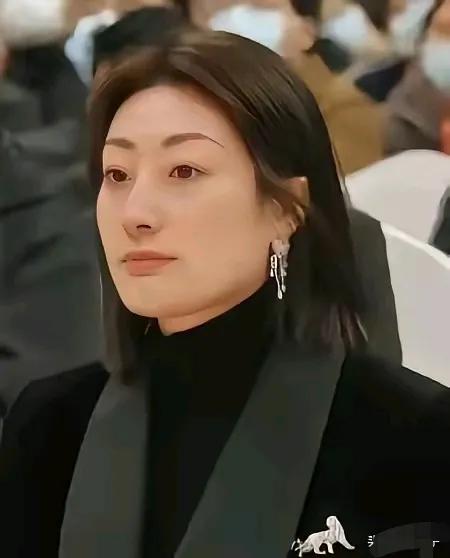 别再叫宗馥莉“公主”！她哪是被保护的乖乖女，分明是忍辱负重的大女主查完宗馥