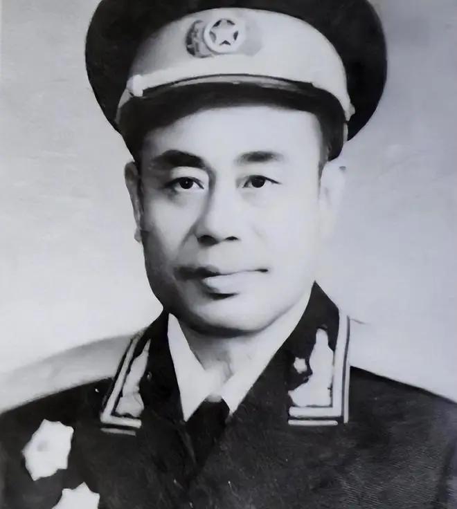 长征路上，一位红军战士牺牲了，临终前将他的孩子托付给开国少将马泽迎。马泽迎连这位