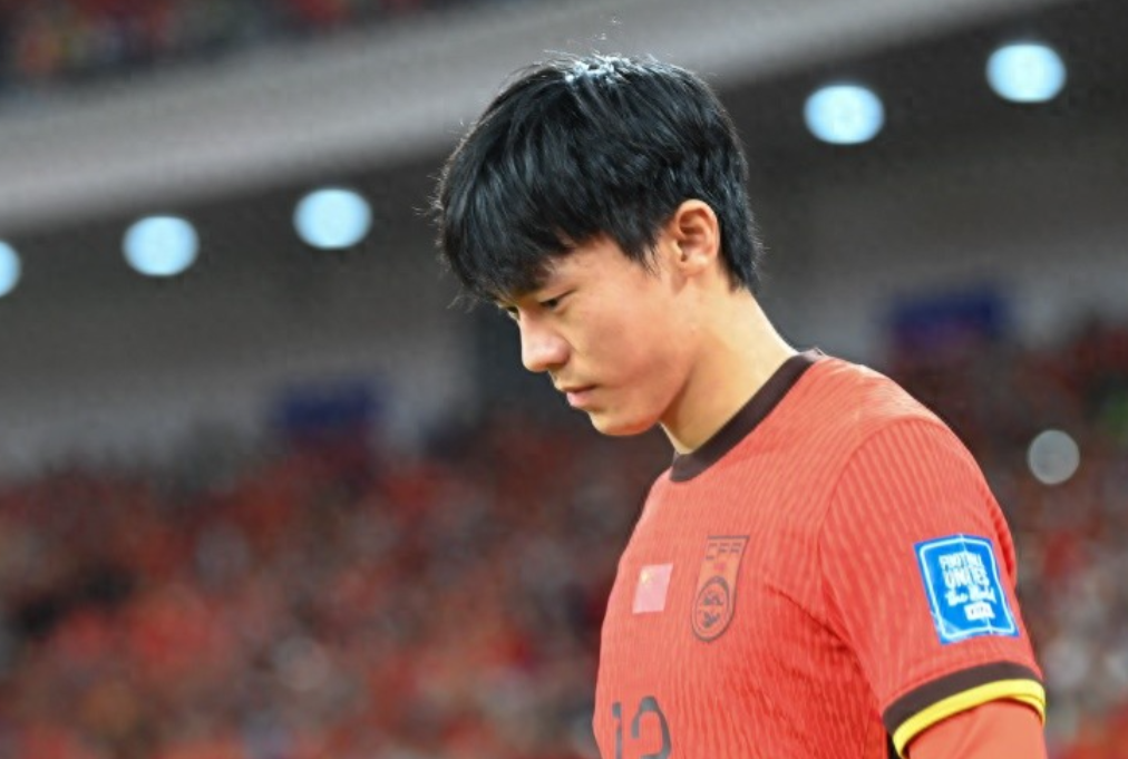 U23亚洲杯预选赛首轮，U22国足2-1击败东帝汶。在接受“央视频”采访时，胡荷