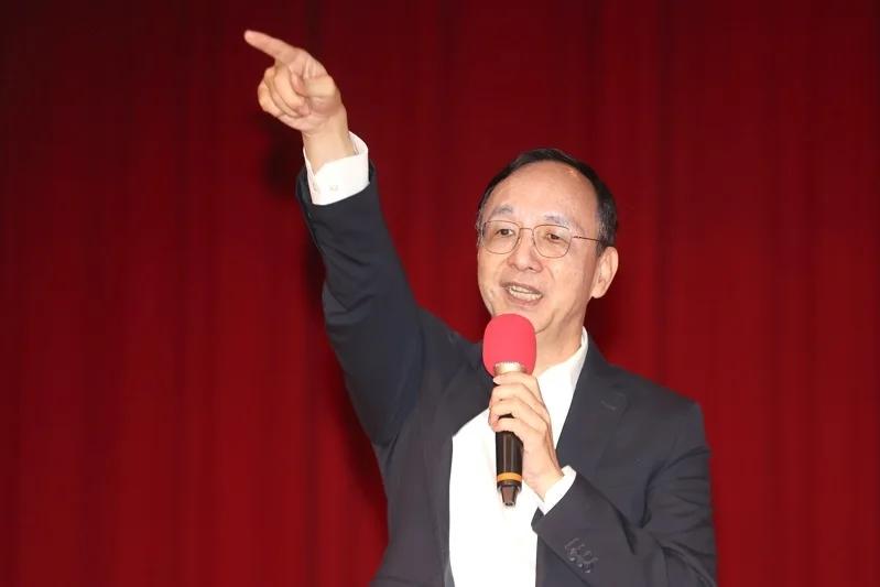 朱立伦向高中校友赖清德喊话？朝野为“财划法”再陷宪政僵局。国民党前主席朱立伦今