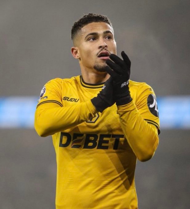 🚨官方若昂·戈麦斯将缺席12月8日狼队对阵曼联的比赛，因为他在今晚对阵诺丁汉森