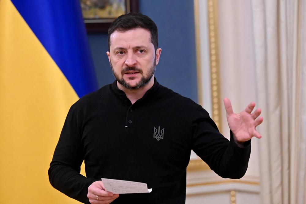 泽连斯基突然翻脸，通知中方做好全面准备，迎接乌克兰的最新制裁。12月22日，泽连