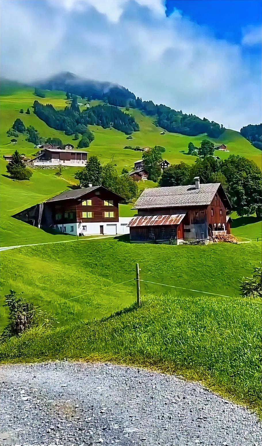 昨天看到一个新词，叫内核破碎。查了度娘才知道。原来，人一旦看透