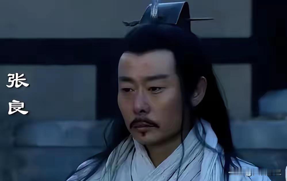 公元前202年，刘邦在定陶登基，宴席上举杯要给张良封侯，还要把齐地三万户封给他。