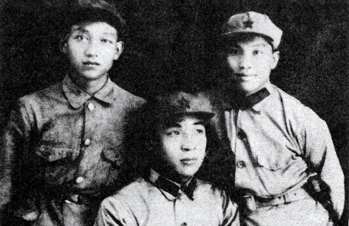 在成为叶帅副手后，他与叶帅在会议上激烈争吵拍桌子，4年后黯然离世1950年深秋