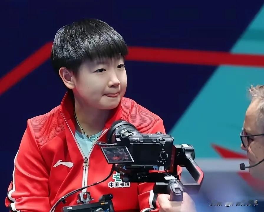 今晚打罗马尼亚，莎莎会不会休？我觉得大概率不休。从实力看，国乒女队就算让孙颖