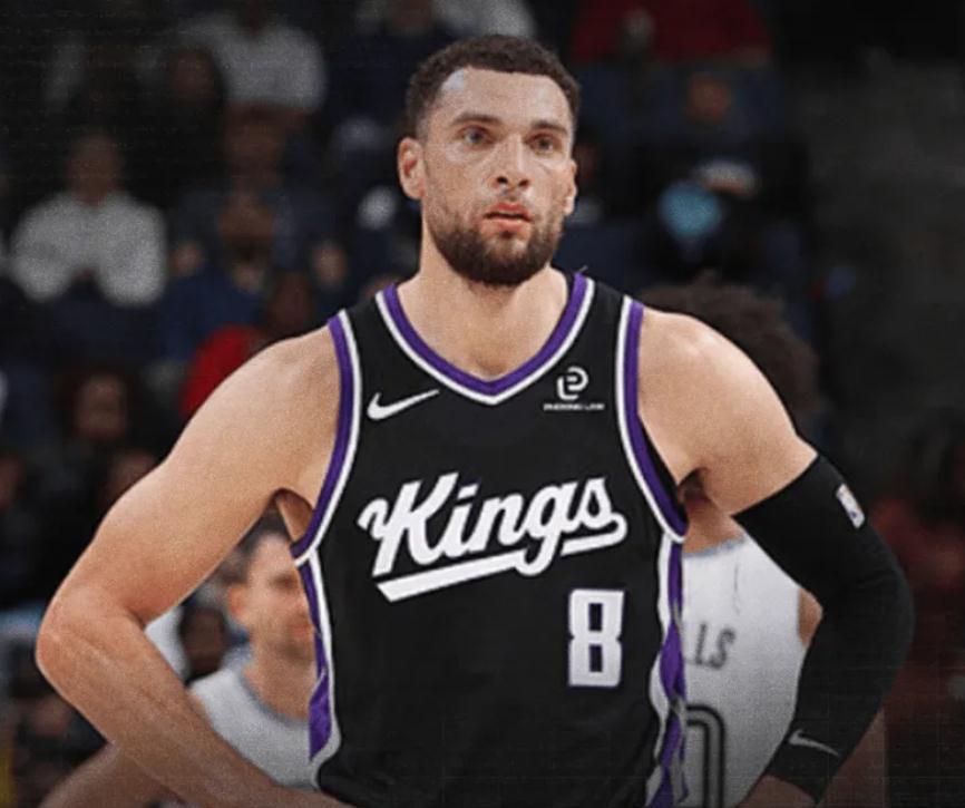 早干嘛去了？美记：国王总经理佩里正“极其迫切”寻求交易拉文。拉文没防守！拉文