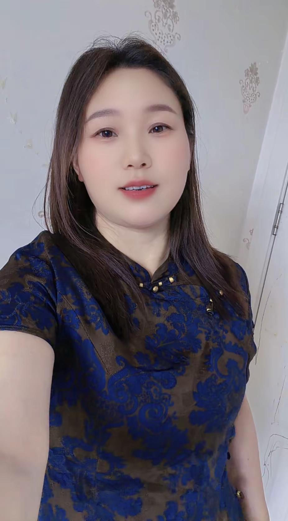 这个年纪不可能很漂亮了，但一定要过得舒心！