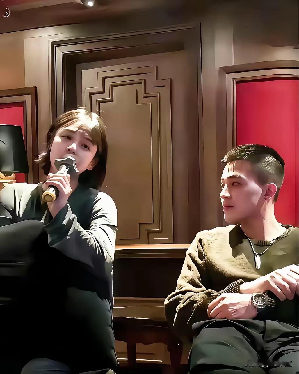 我想劝欧豪要不就追回马思纯吧！这样打一巴掌又给颗糖我一个围观的都快抑郁了