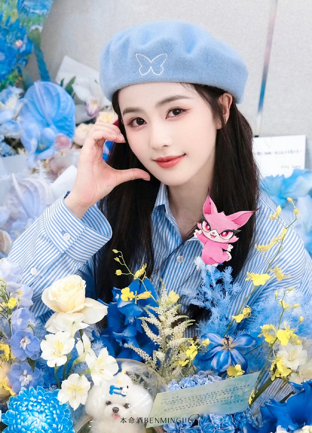 在喵娲娲的世界里不说爱说什么喵娲娲爱你老喵喵小爱堪称反差萌天花板，软萌时能甜