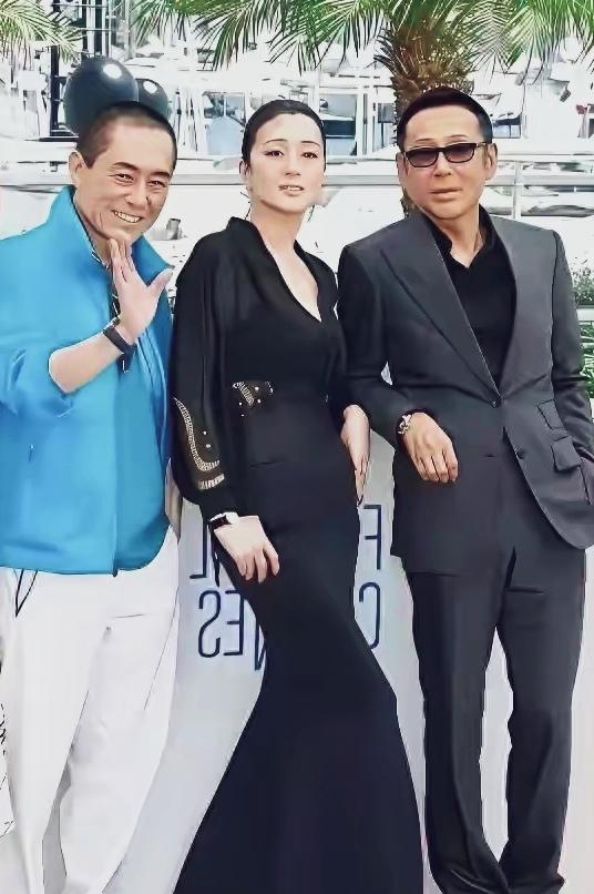 那时的张艺谋与巩俐，好像与陈道明无关…巩俐旧照张艺谋情感张艺谋红高梁