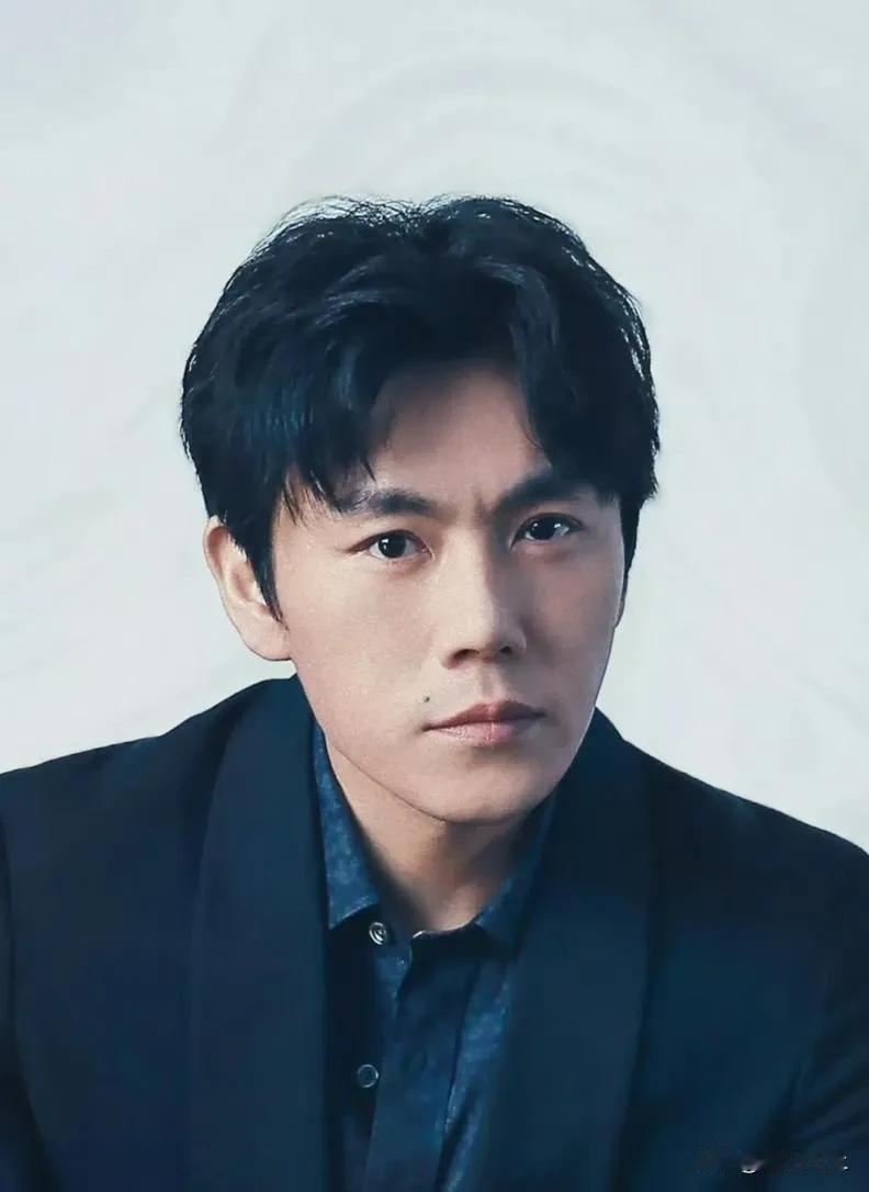 秦昊说，520，我给伊能静转了8888块，本来我想，老婆可能会觉得我转钱太敷衍了