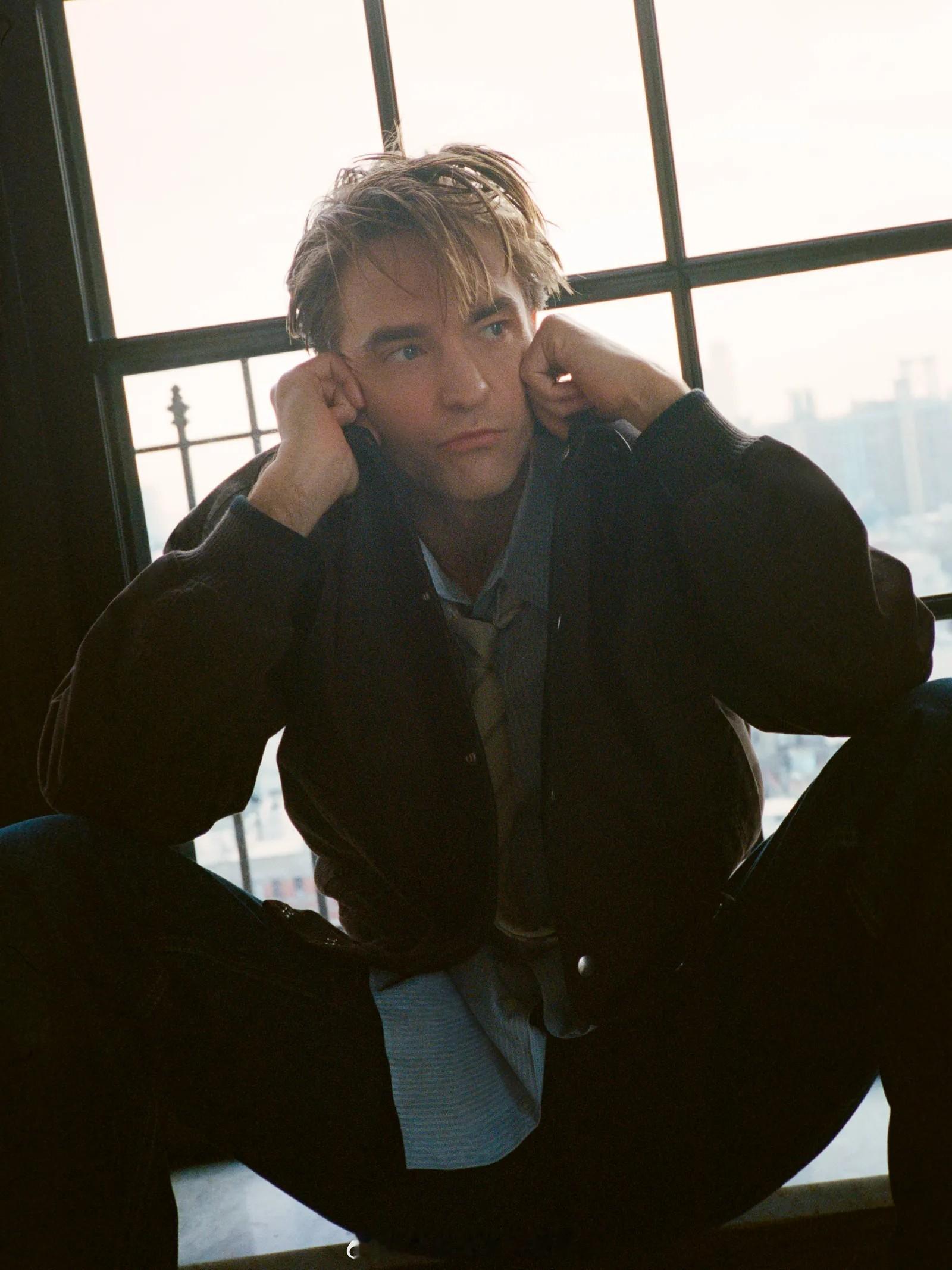 大导演们的缪斯罗伯特·帕丁森接受GQ采访，透露了自己是如何接拍《奥德赛》的《沙丘