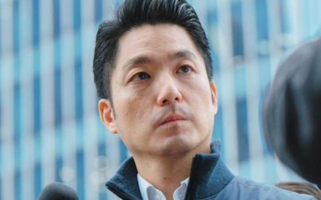 台北市长蒋万安今天上午接受媒体堵访时展现强硬立场，蒋万安直言，台糖身为公营事业早