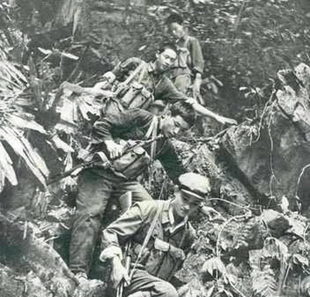 1979年，一名苏联中将被紧急派往河内，在前线看到越军尸横遍野时，他却对参谋说：