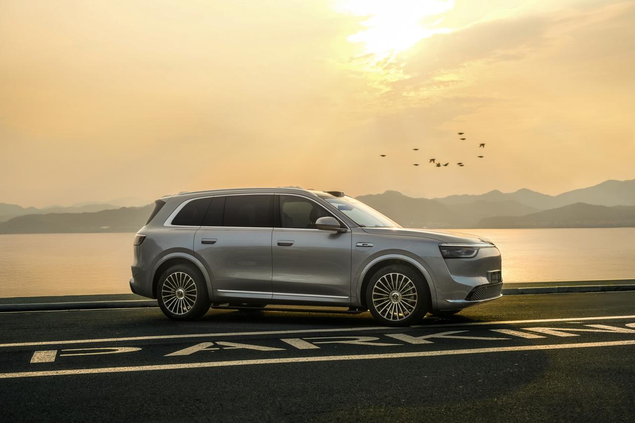 新手爸妈必入！问界M8的细节太懂带娃痛点了带娃出门的细碎烦恼，问界M8几乎都想