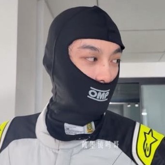 田雷告诉我们带孩子真的很辛苦藏孩子也是​​​