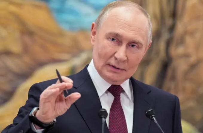 俄罗斯迎来了机会，这一次普京很可能会把“台前台后”的人都收拾一遍，美国估计也没想