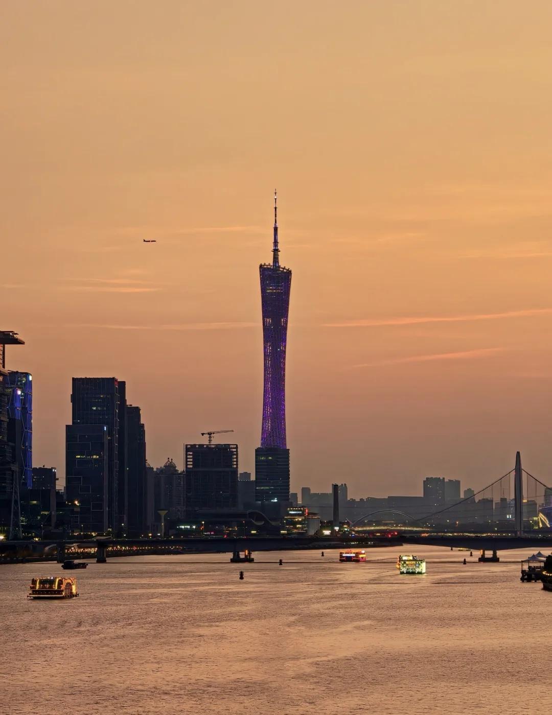 卧槽！今天的广州！今天的广州美爆炸！！今天的广州真的！！！！杀疯了！！！！！！
