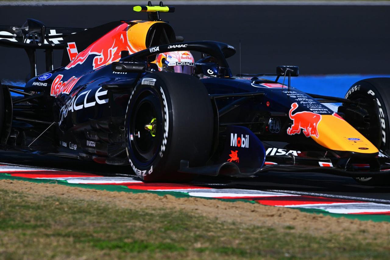 F1日本站-红牛领队梅基斯承认：RB22性能不足红牛车队领队梅基斯承认，车队在