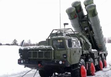 普京现在应该百感交集。他可能没料到，十年前卖给东方大国的S400防空系统，如今在