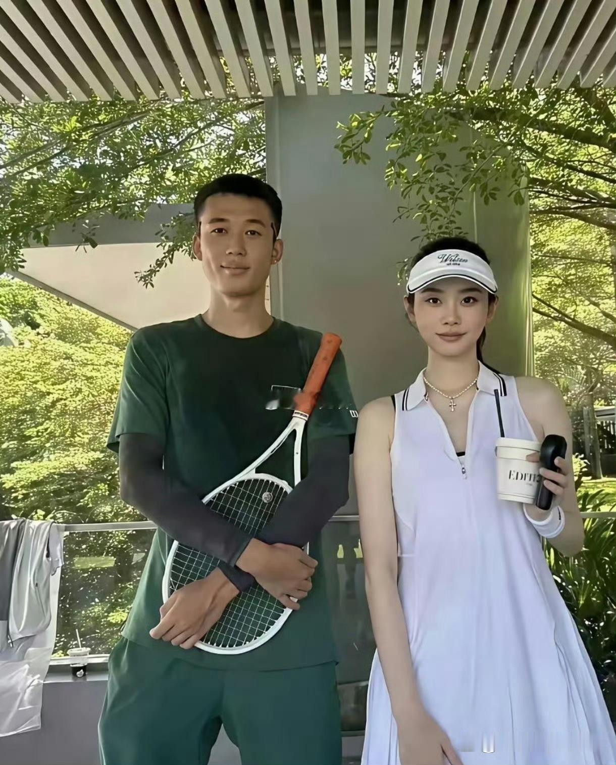 奚梦瑶照片看着一般，实际真人巨美。