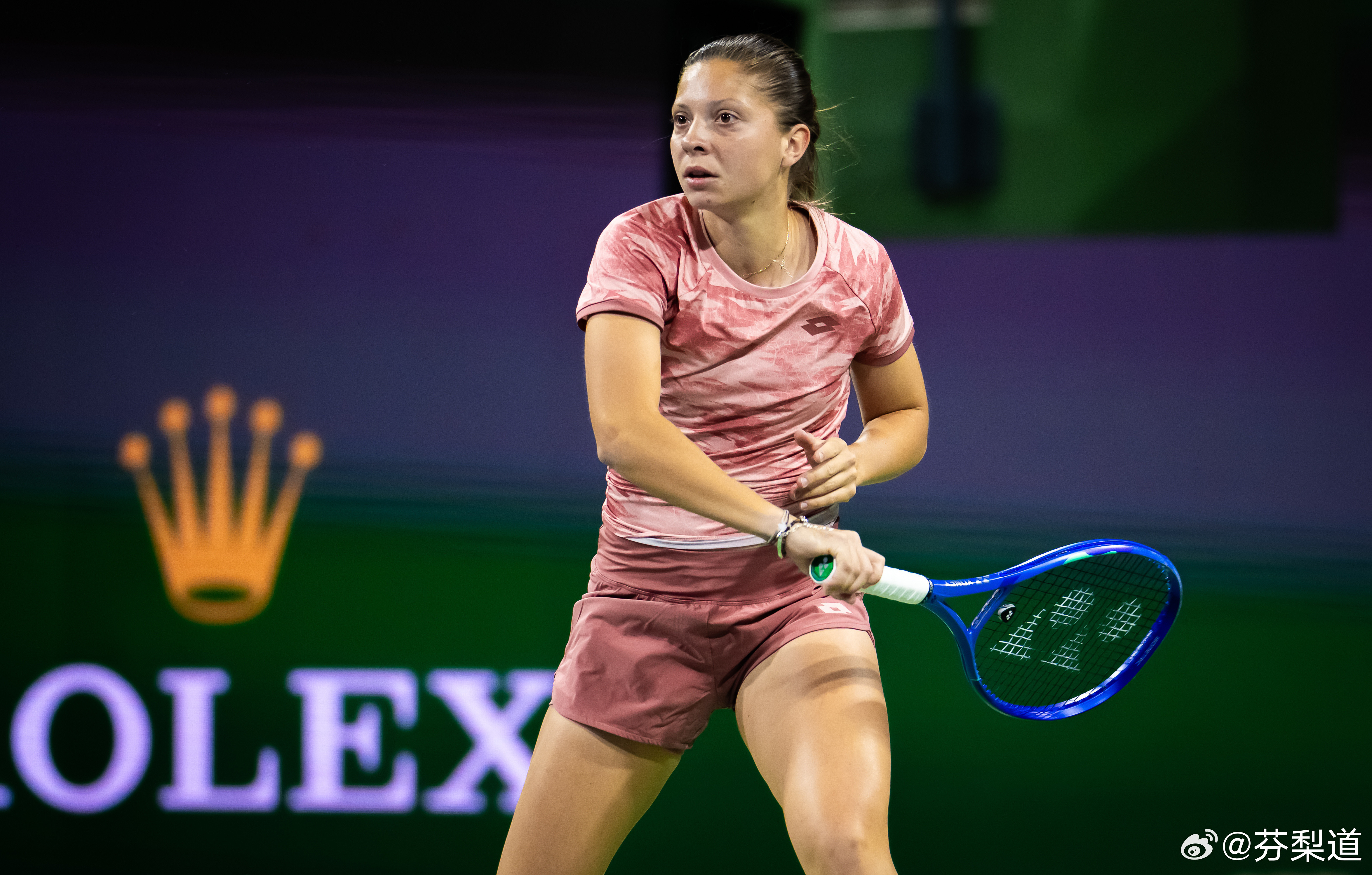 郑钦文网球talking大会郑钦文印第安维尔斯赛首战世界排名第57位的23岁克罗