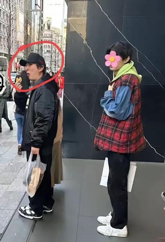 王思聪大概率不会再回国了，不是因为他欠了20亿，也不是王健林卖掉了48座万达，而