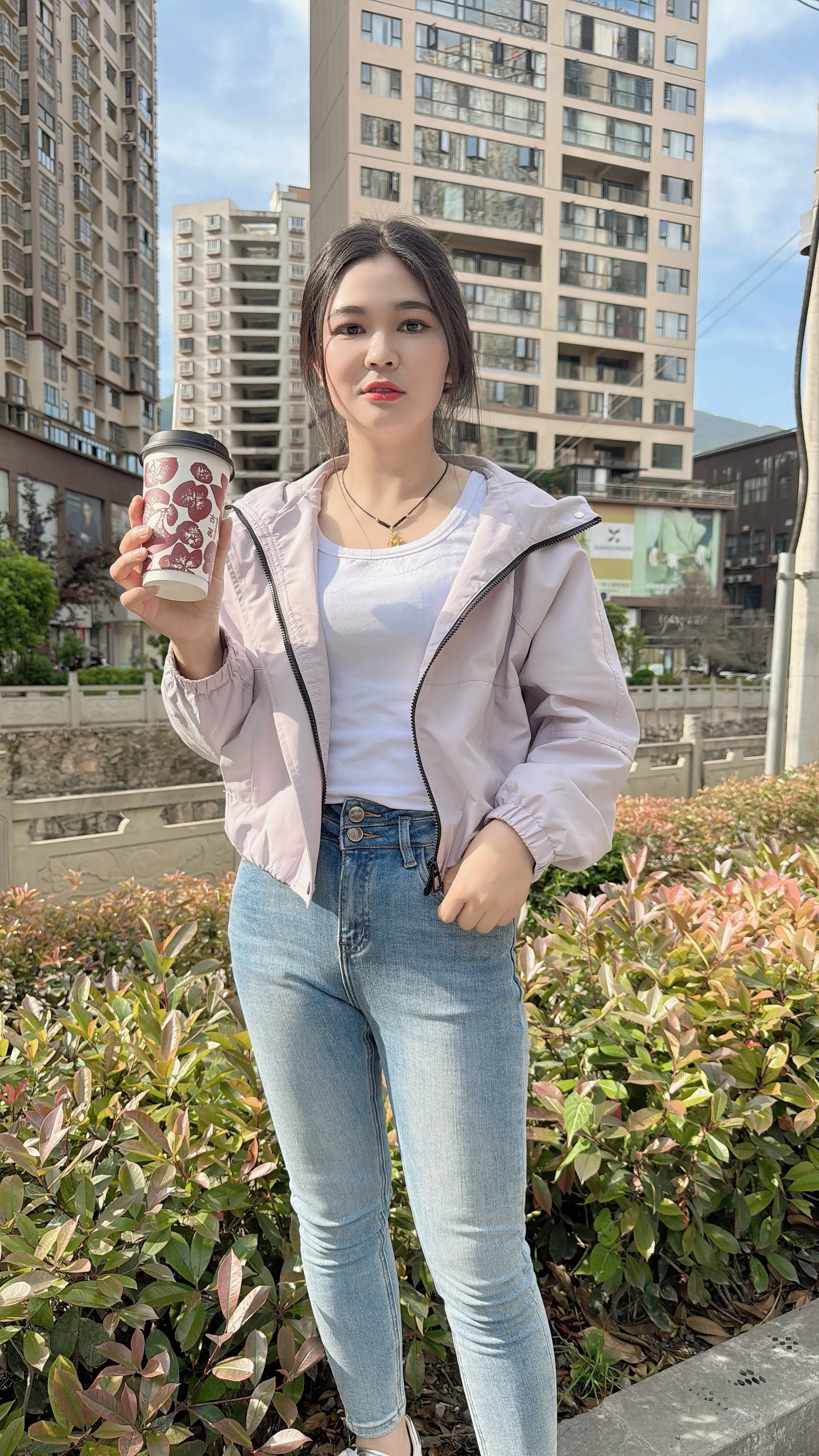 奶茶一杯快乐加倍
